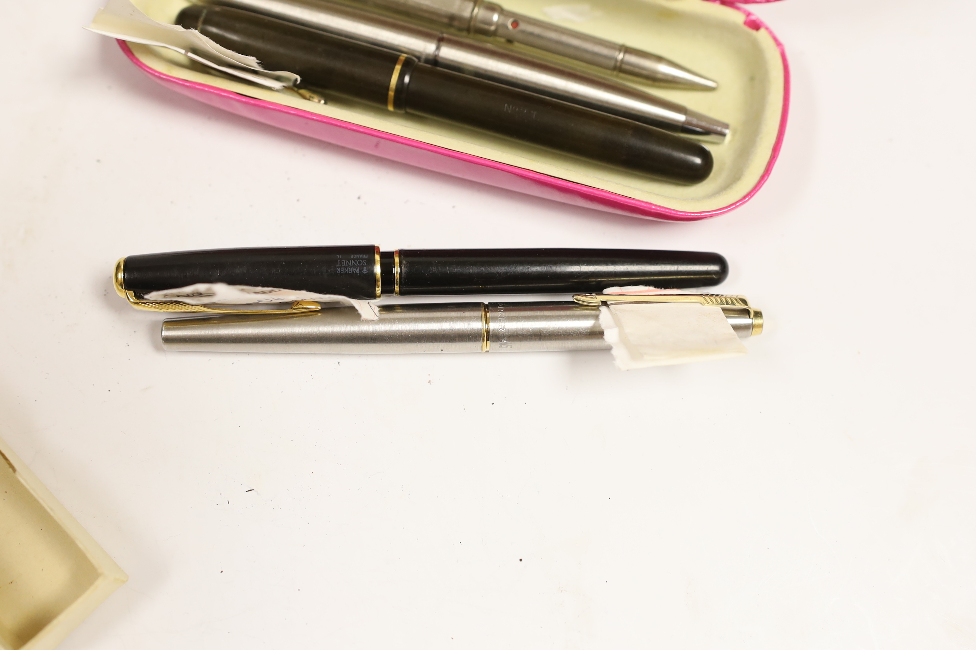 A collection of pens including Parker, some with gold nibs